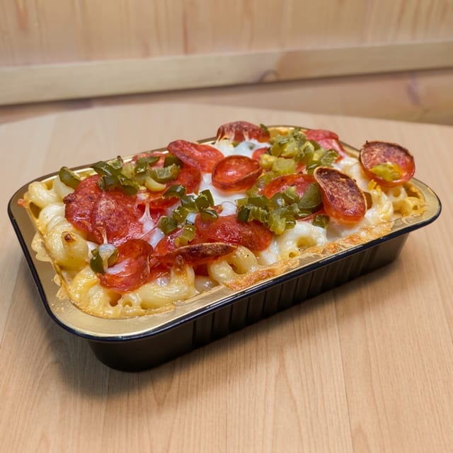 Pepperoni & Jalapeño Mac.