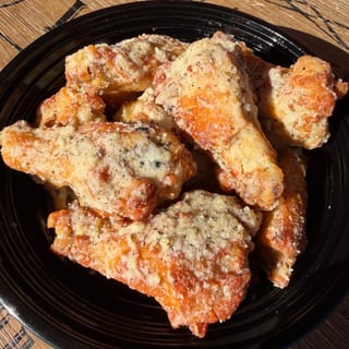 Garlic Parm Wings